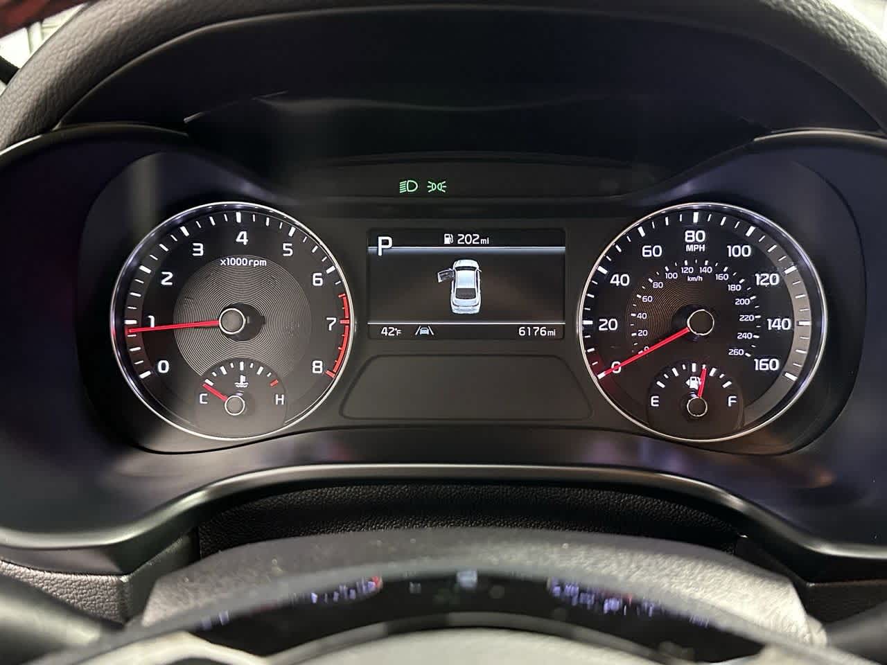 Thumbnail: 2023 Kia Forte - 18