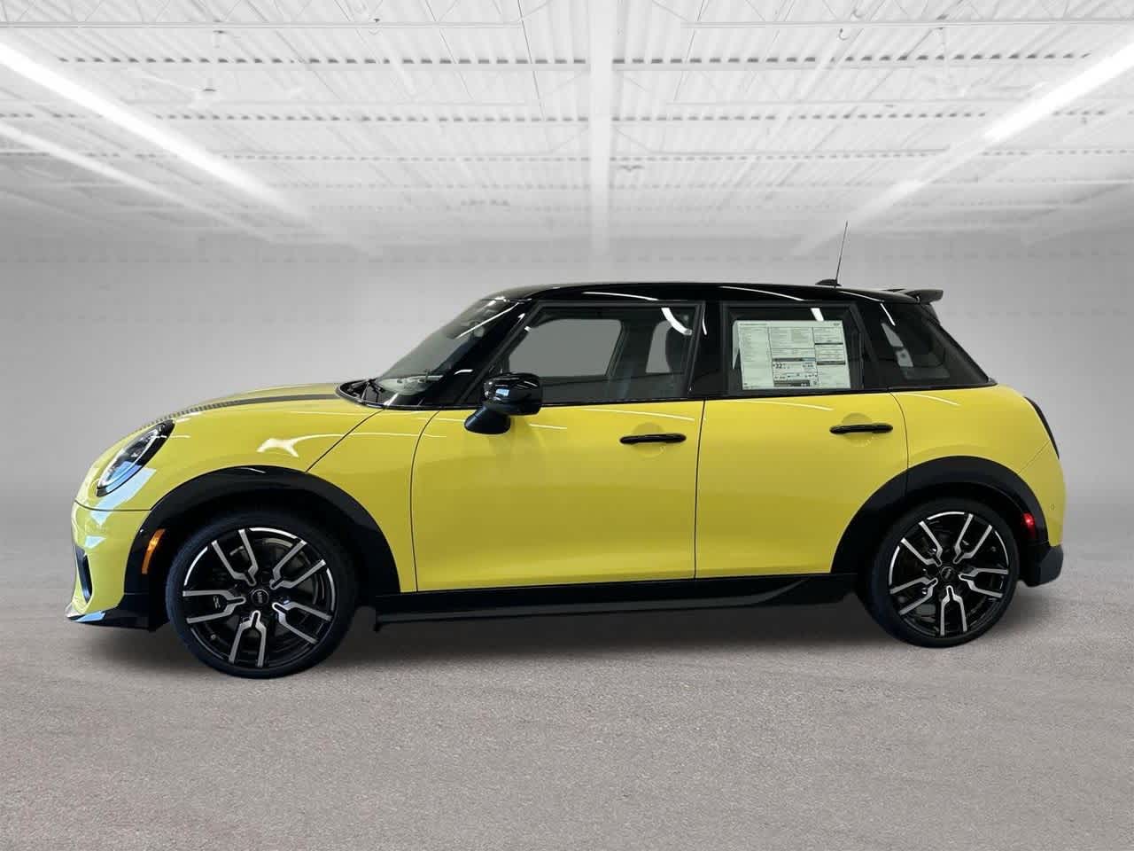 Thumbnail: 2026 MINI Cooper Hardtop - 2