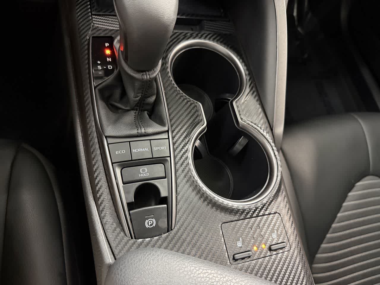 Thumbnail: 2023 Toyota Camry - 22