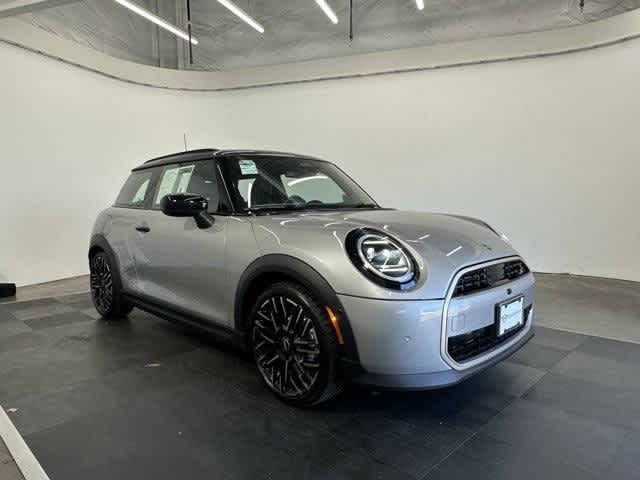 Thumbnail: 2025 MINI Cooper Hardtop - 7