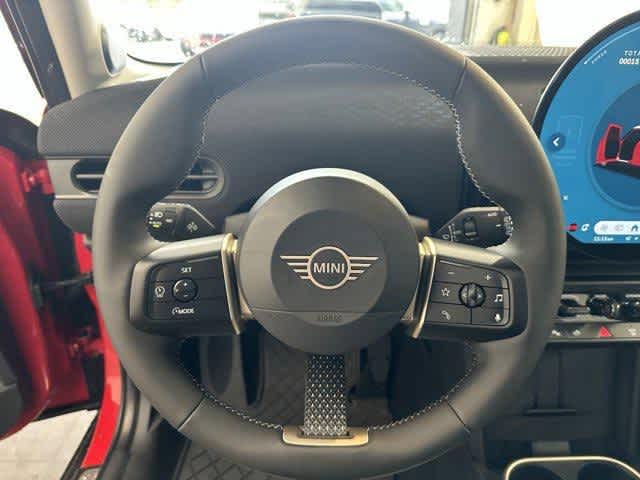 Thumbnail: 2025 MINI Cooper Hardtop - 15