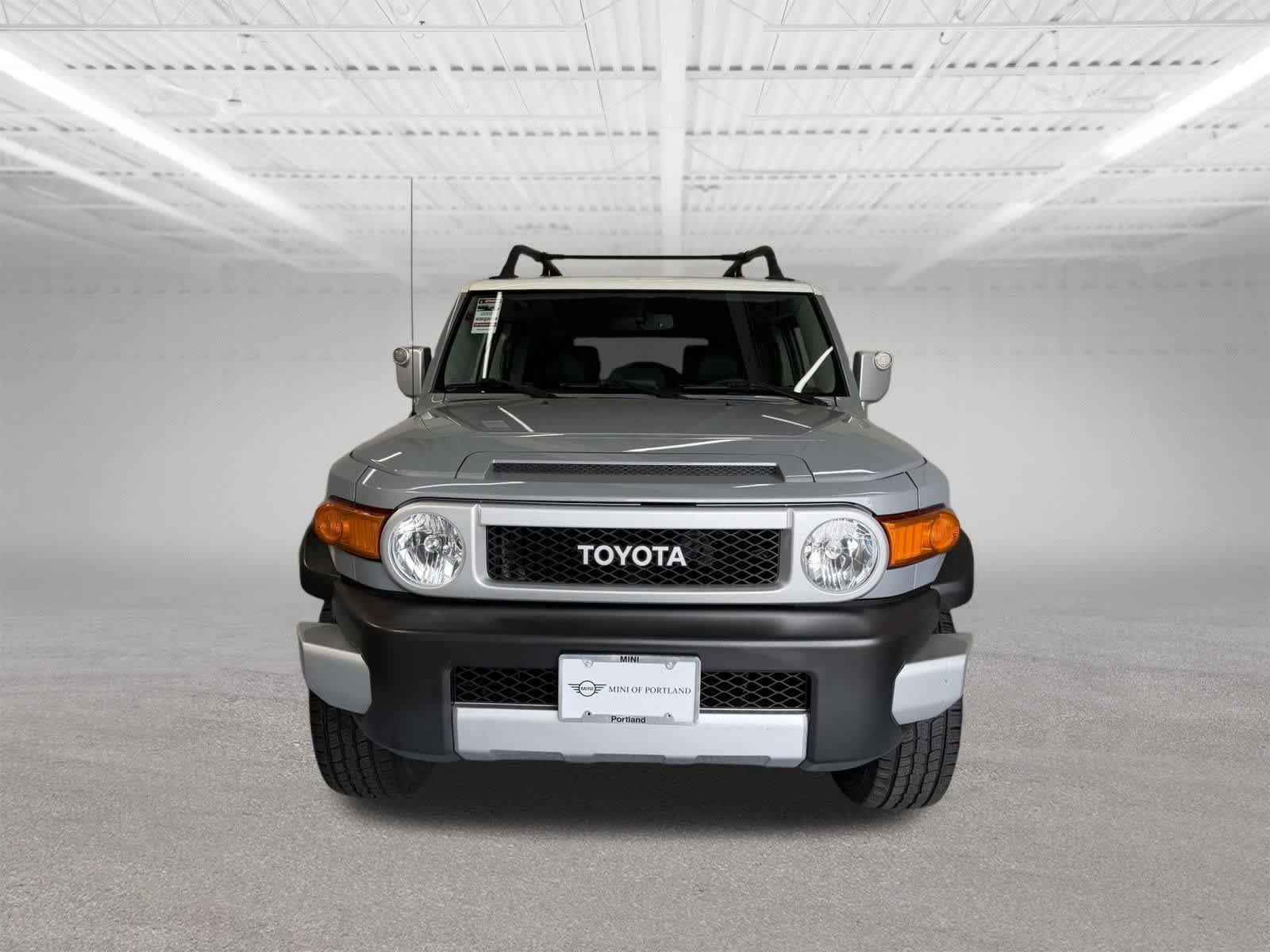 Thumbnail: 2014 Toyota FJ Cruiser - 8