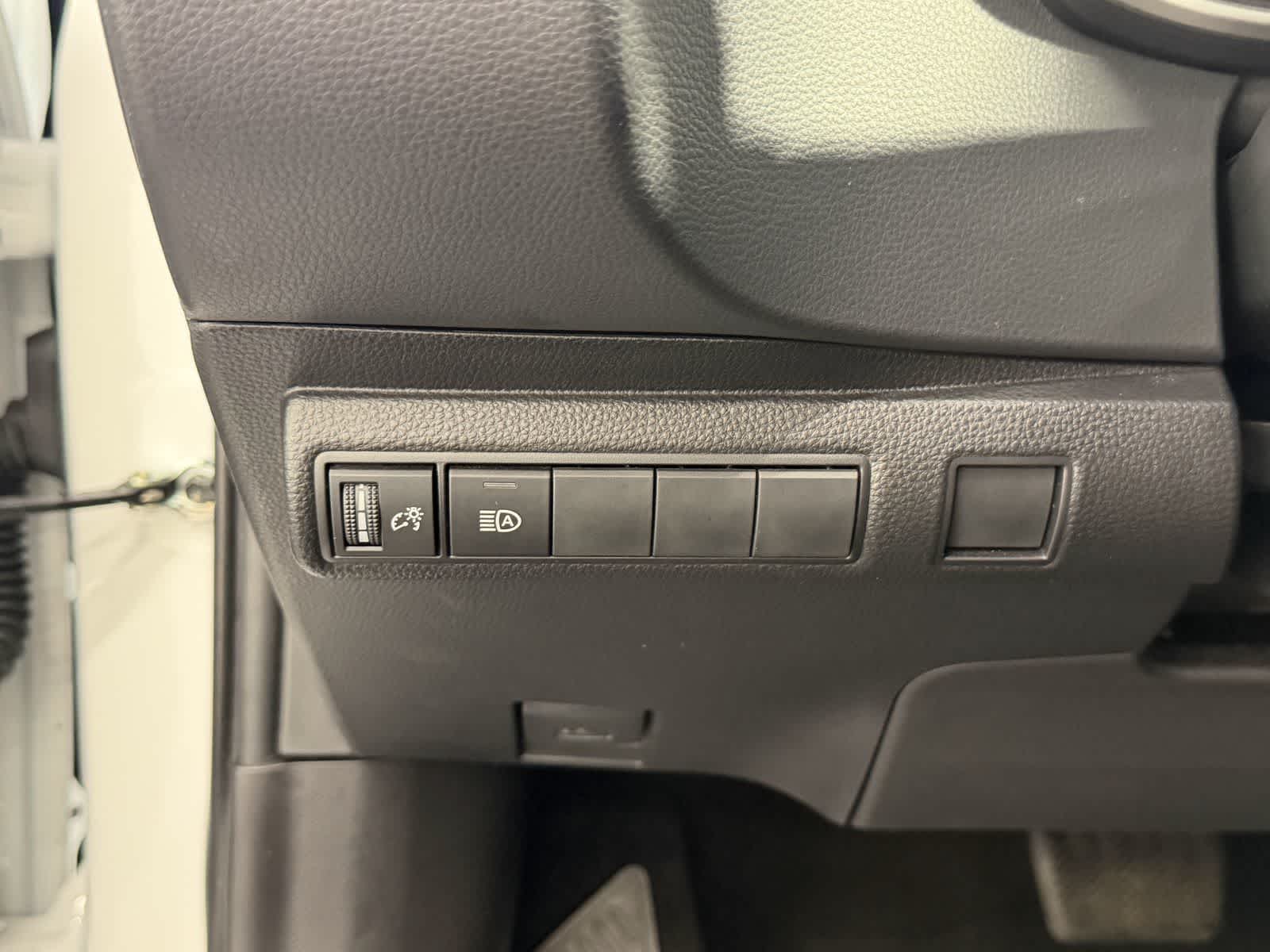 2024 Toyota Corolla XSE - Photo 16