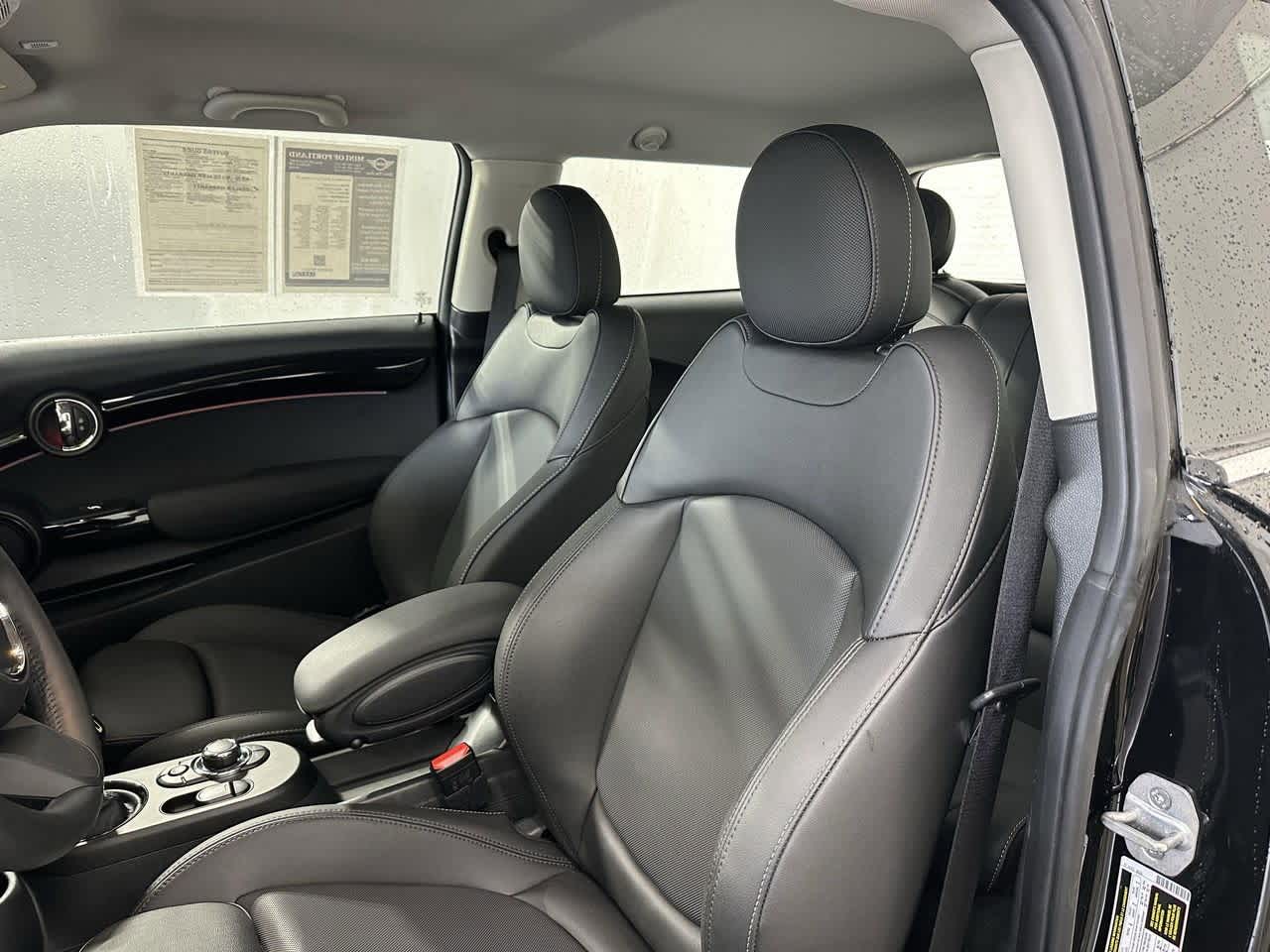 Thumbnail: 2024 MINI Cooper Hardtop - 11