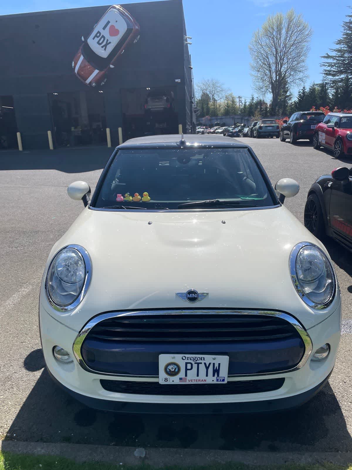 Thumbnail: 2018 MINI Cooper Convertible - 4