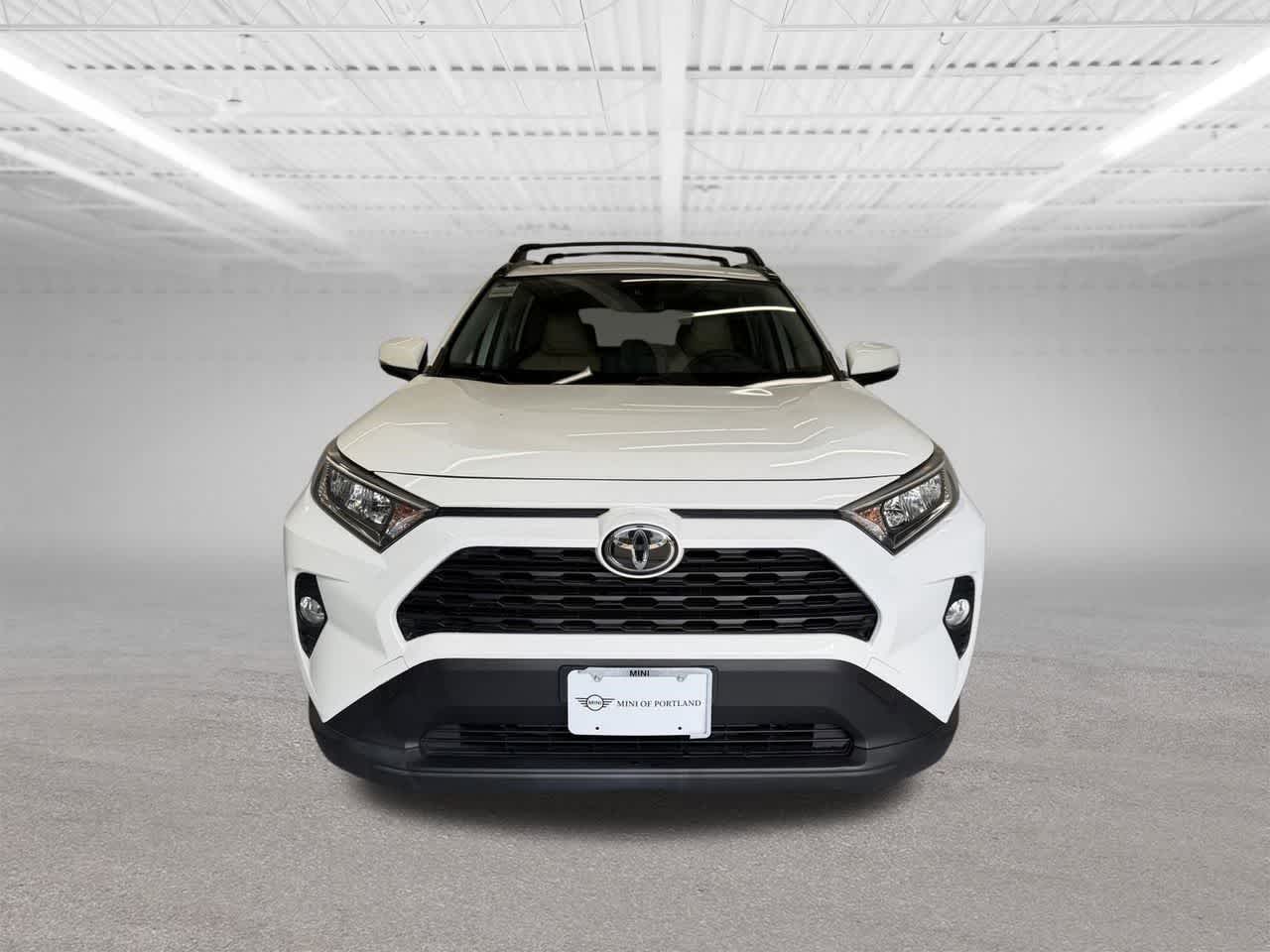 Thumbnail: 2019 Toyota RAV4 - 8