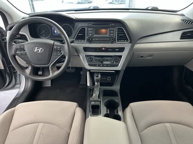 2017 Hyundai Sonata  11