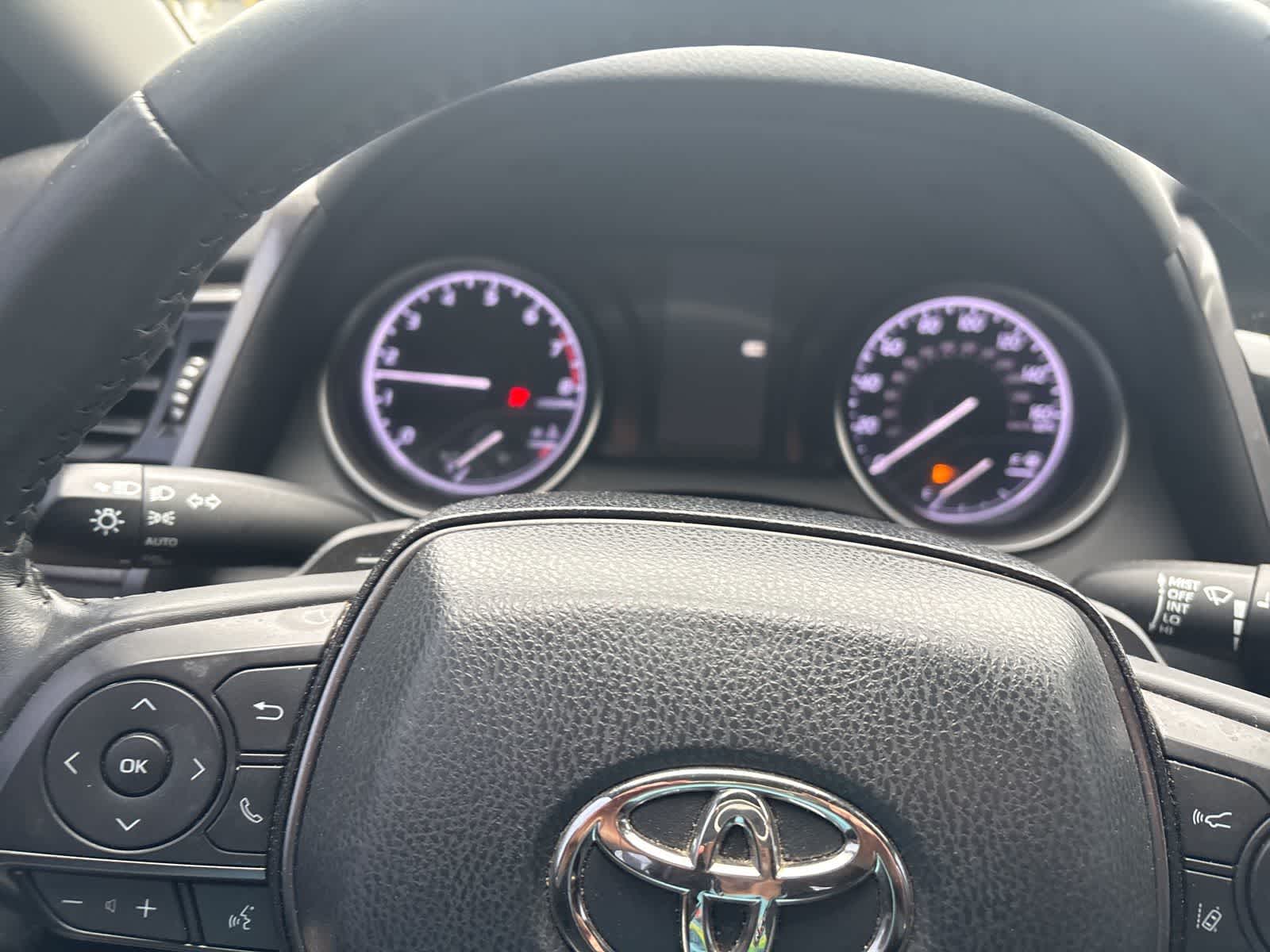 Thumbnail: 2022 Toyota Camry - 12