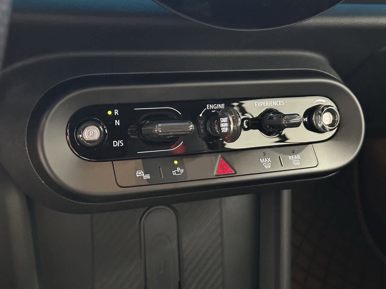 Thumbnail: 2025 MINI Cooper Convertible - 19