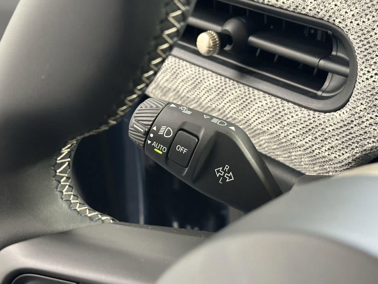 Thumbnail: 2026 MINI Cooper Hardtop - 15