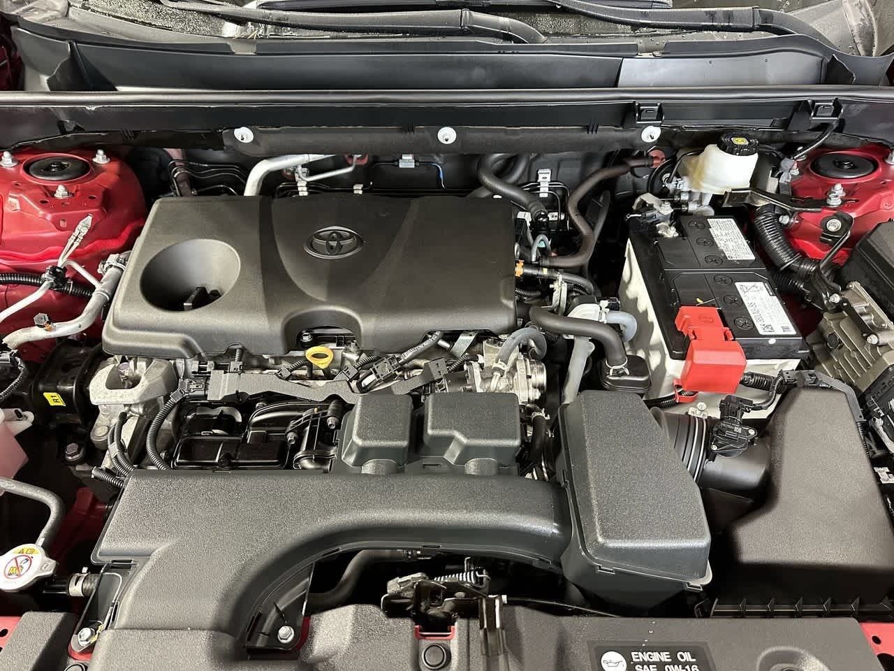 Thumbnail: 2022 Toyota RAV4 - 8