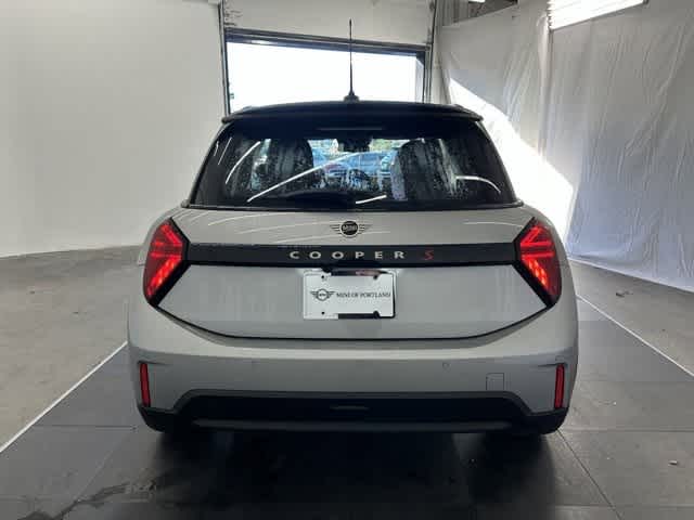 Thumbnail: 2025 MINI Cooper Hardtop - 4