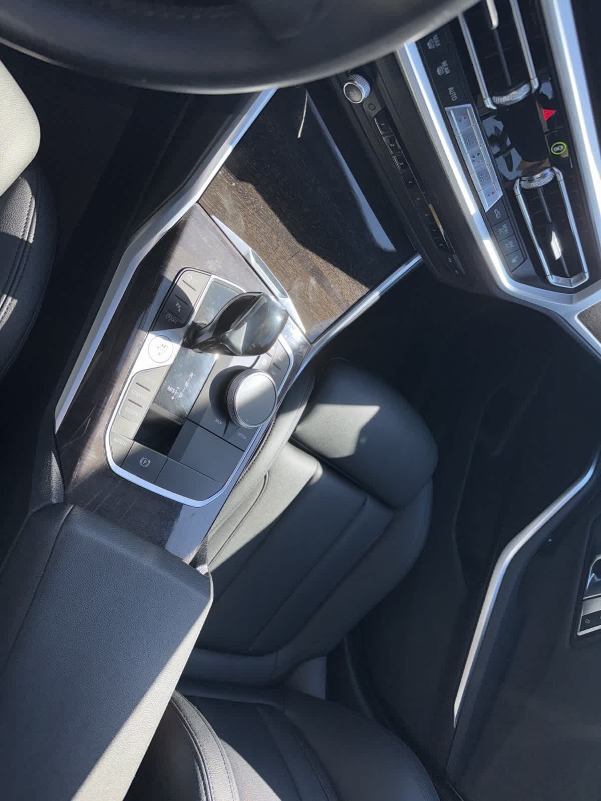 Thumbnail: 2019 BMW 3 Series - 3