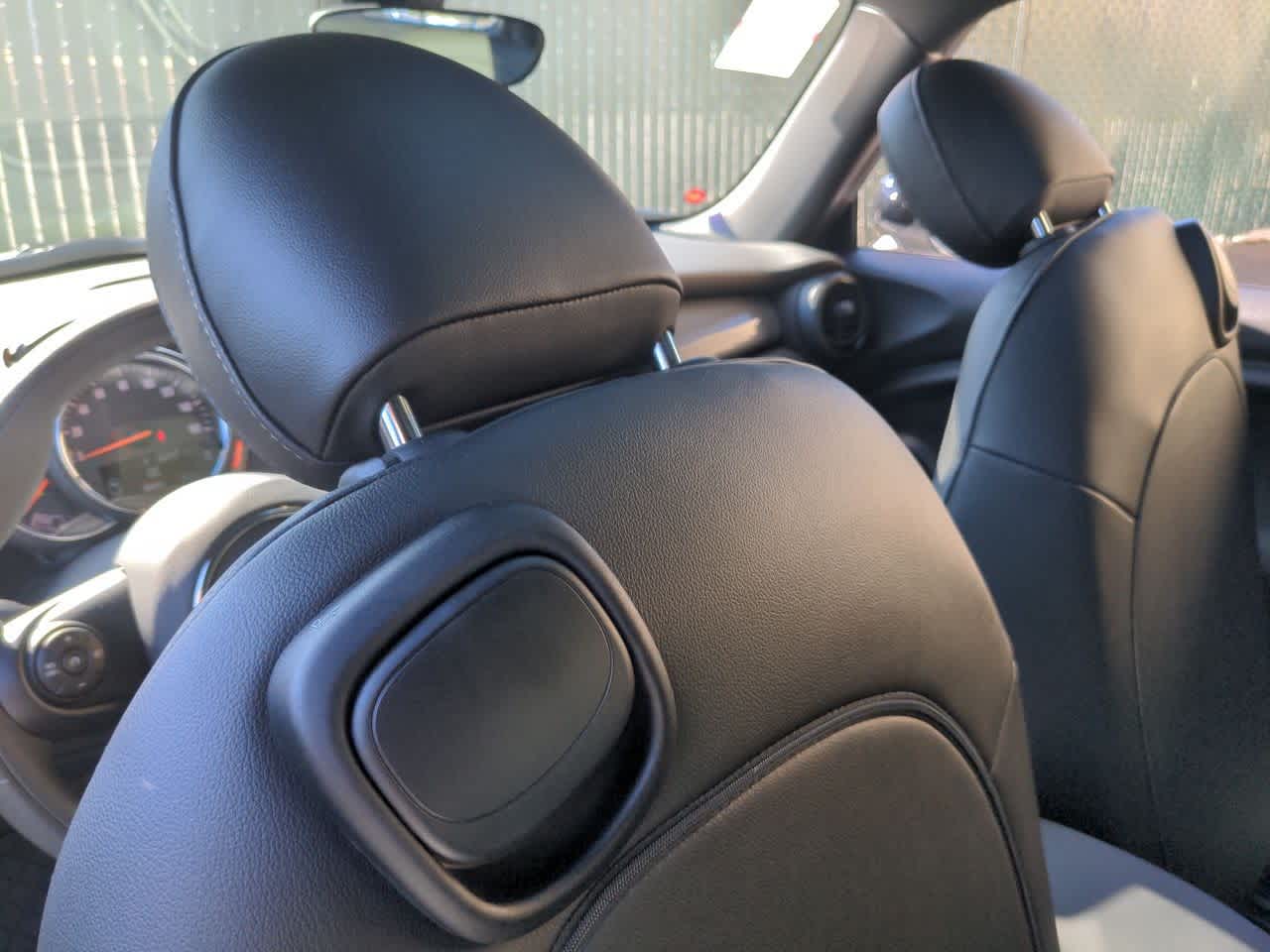 Thumbnail: 2020 MINI Cooper Hardtop - 18