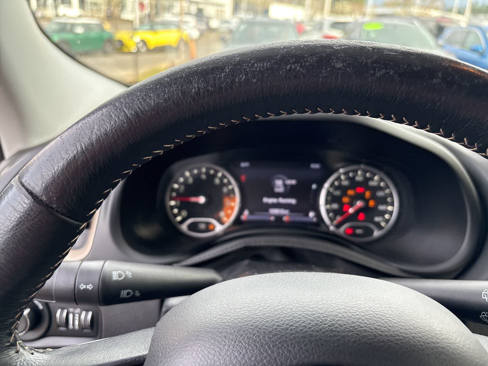 Thumbnail: 2016 Jeep Renegade - 7