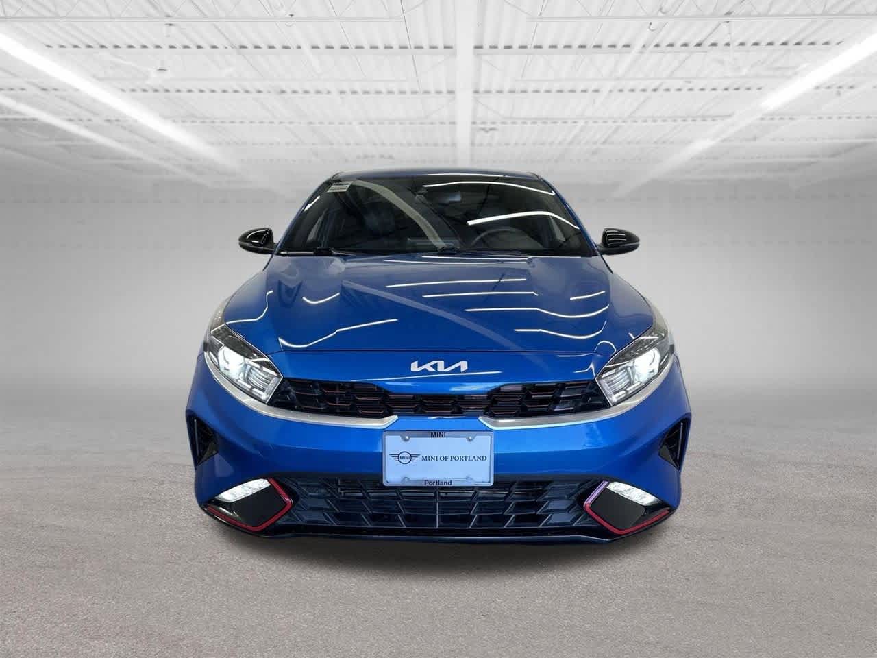 Thumbnail: 2022 Kia Forte - 8
