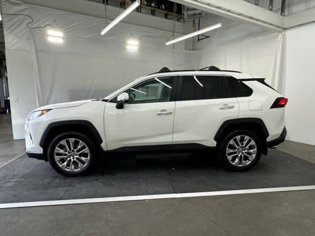 Used 2022 Toyota RAV4 Limited SUV