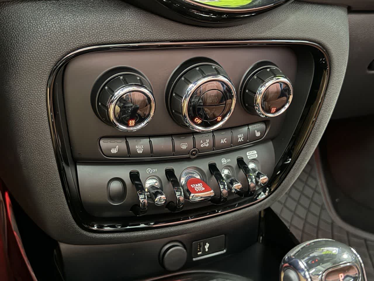 Thumbnail: 2023 MINI Cooper Clubman - 21