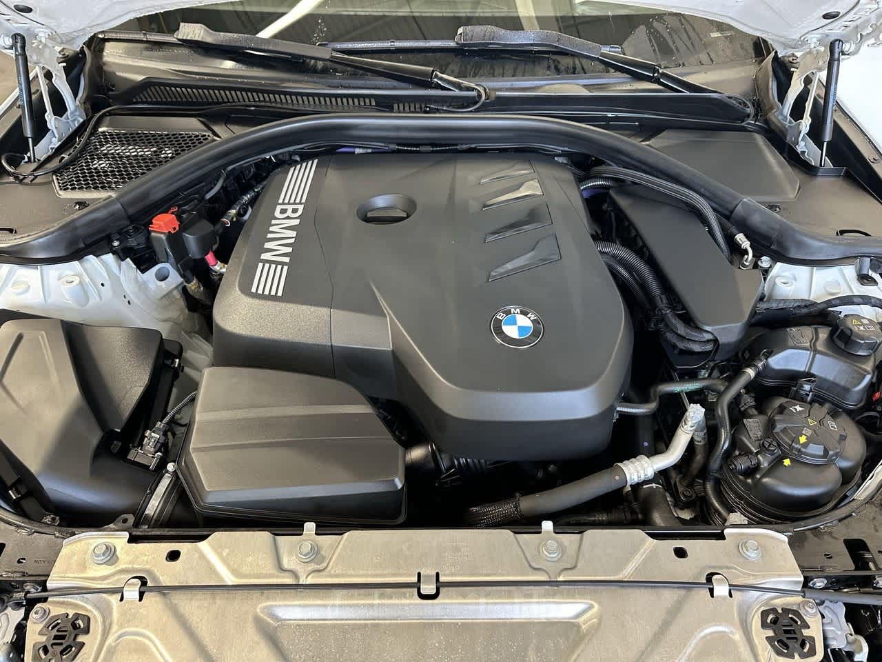 Thumbnail: 2025 BMW 3 Series - 8