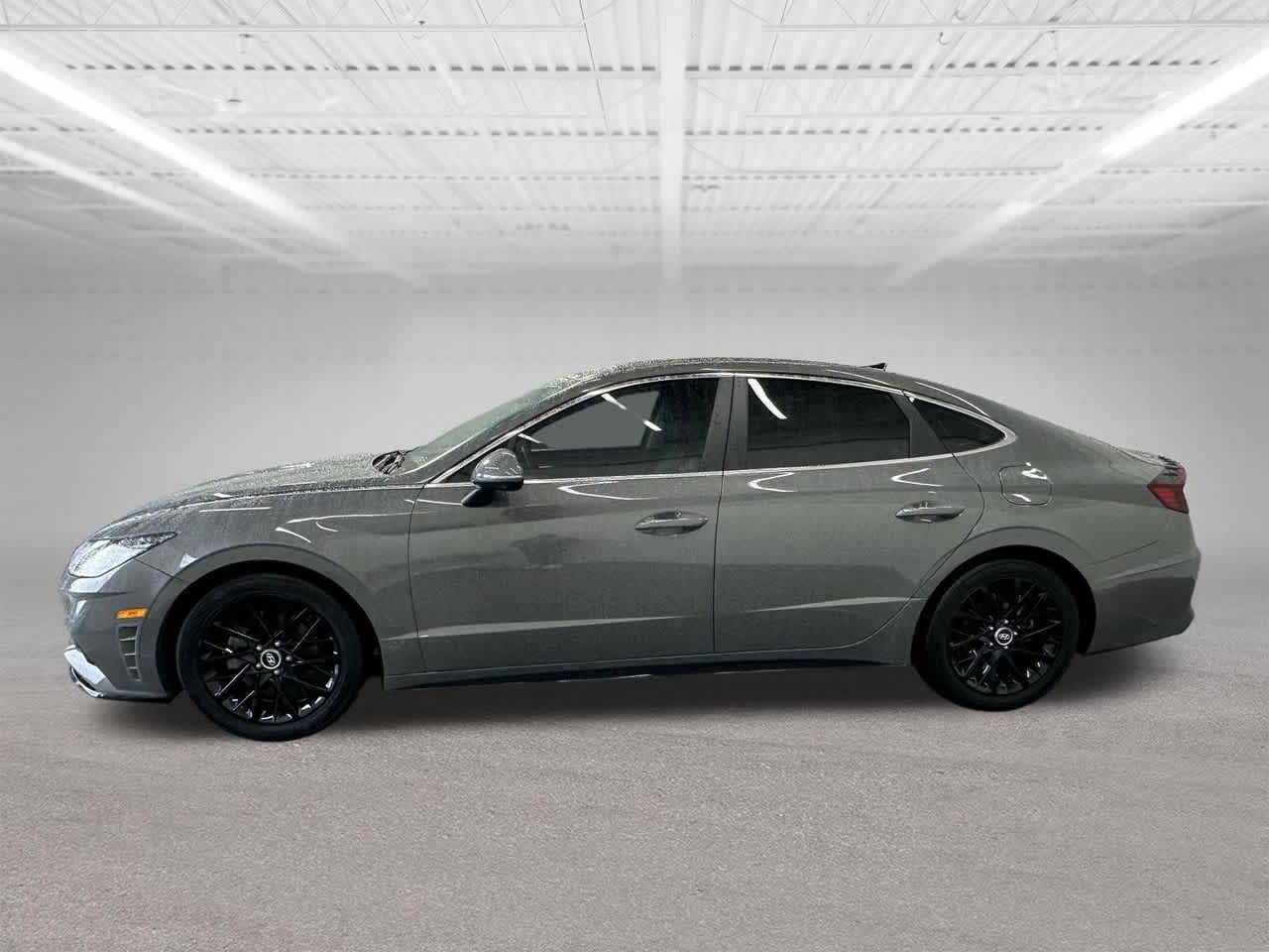 Thumbnail: 2021 Hyundai Sonata - 2