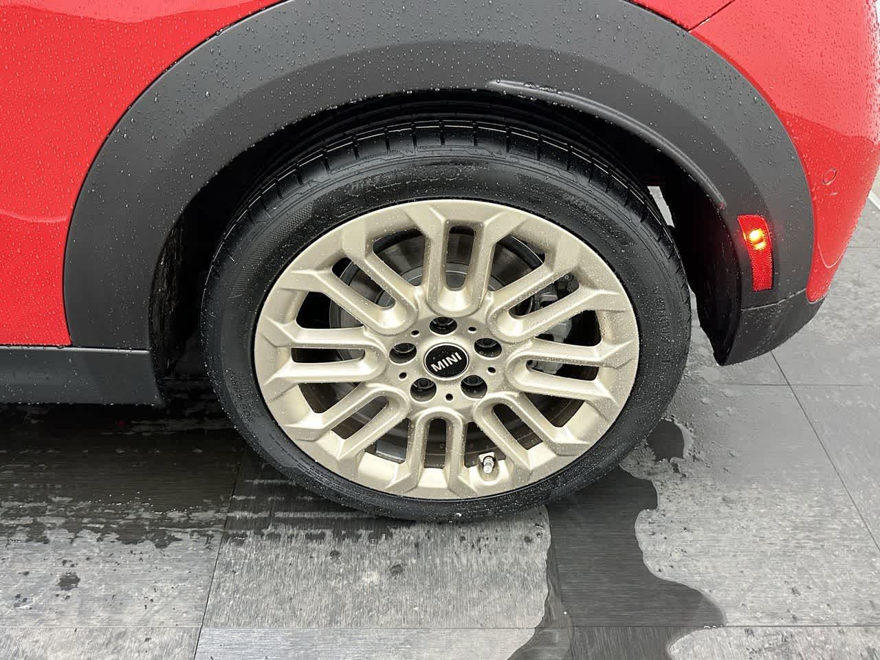 Thumbnail: 2025 MINI Cooper Hardtop - 25