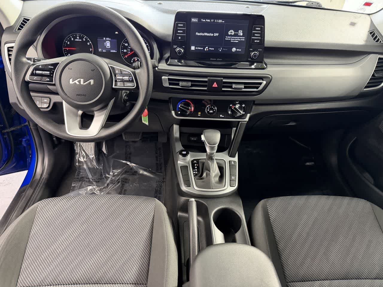 Thumbnail: 2023 Kia Seltos - 13