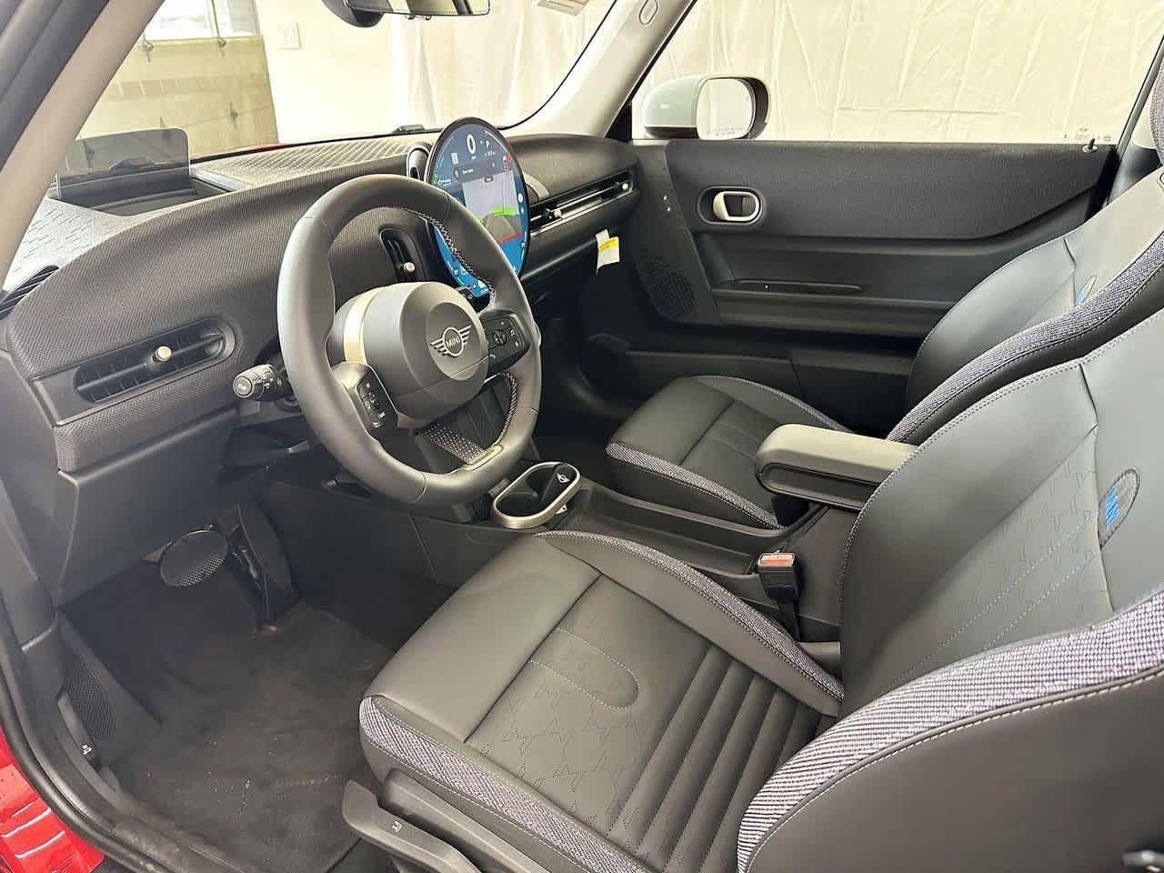 Thumbnail: 2025 MINI Cooper Hardtop - 10