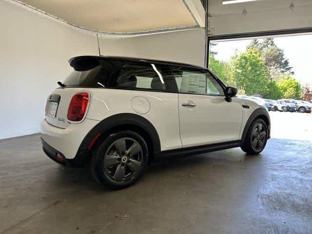 Thumbnail: 2024 MINI Cooper Hardtop - 6