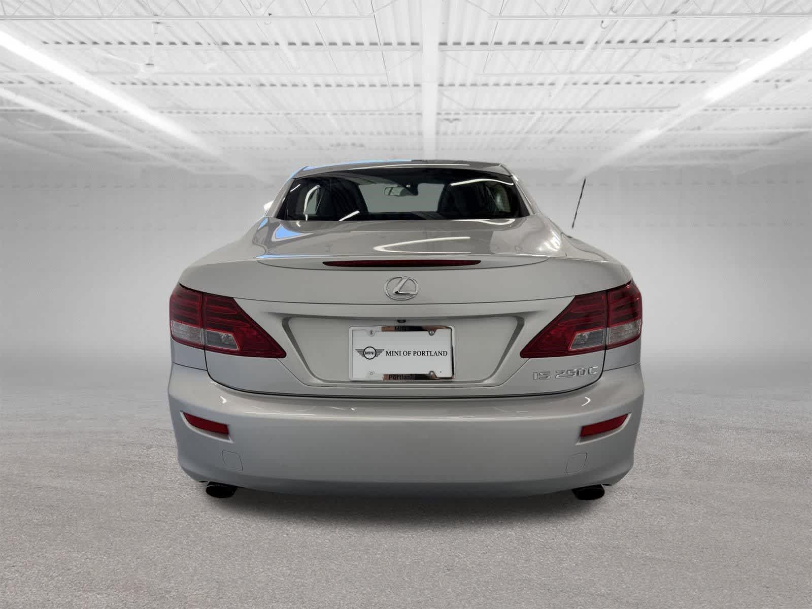 Thumbnail: 2011 Lexus IS - 4