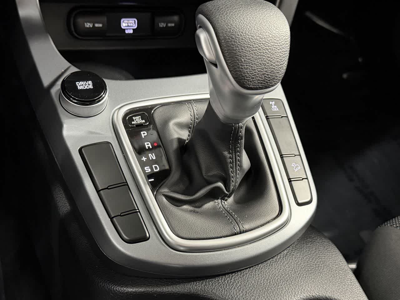 Thumbnail: 2023 Kia Seltos - 24