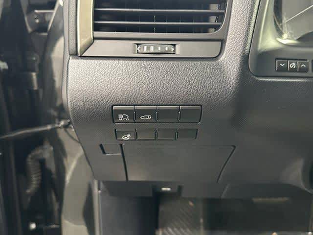 Thumbnail: 2022 Lexus RX - 14