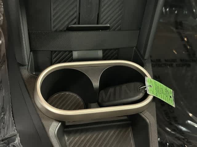 2025 MINI Cooper Hardtop S 23