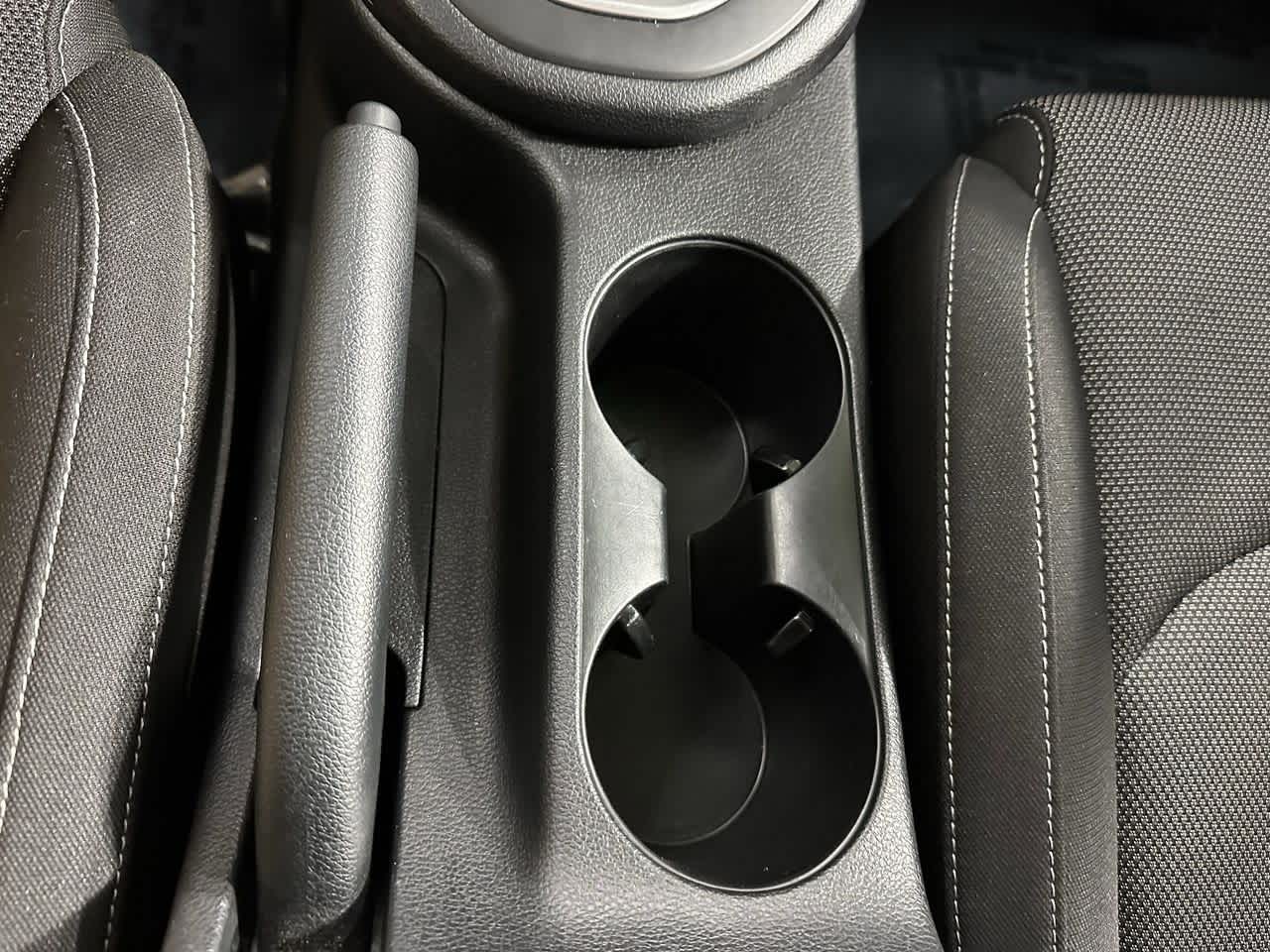 Thumbnail: 2024 Kia Forte - 24