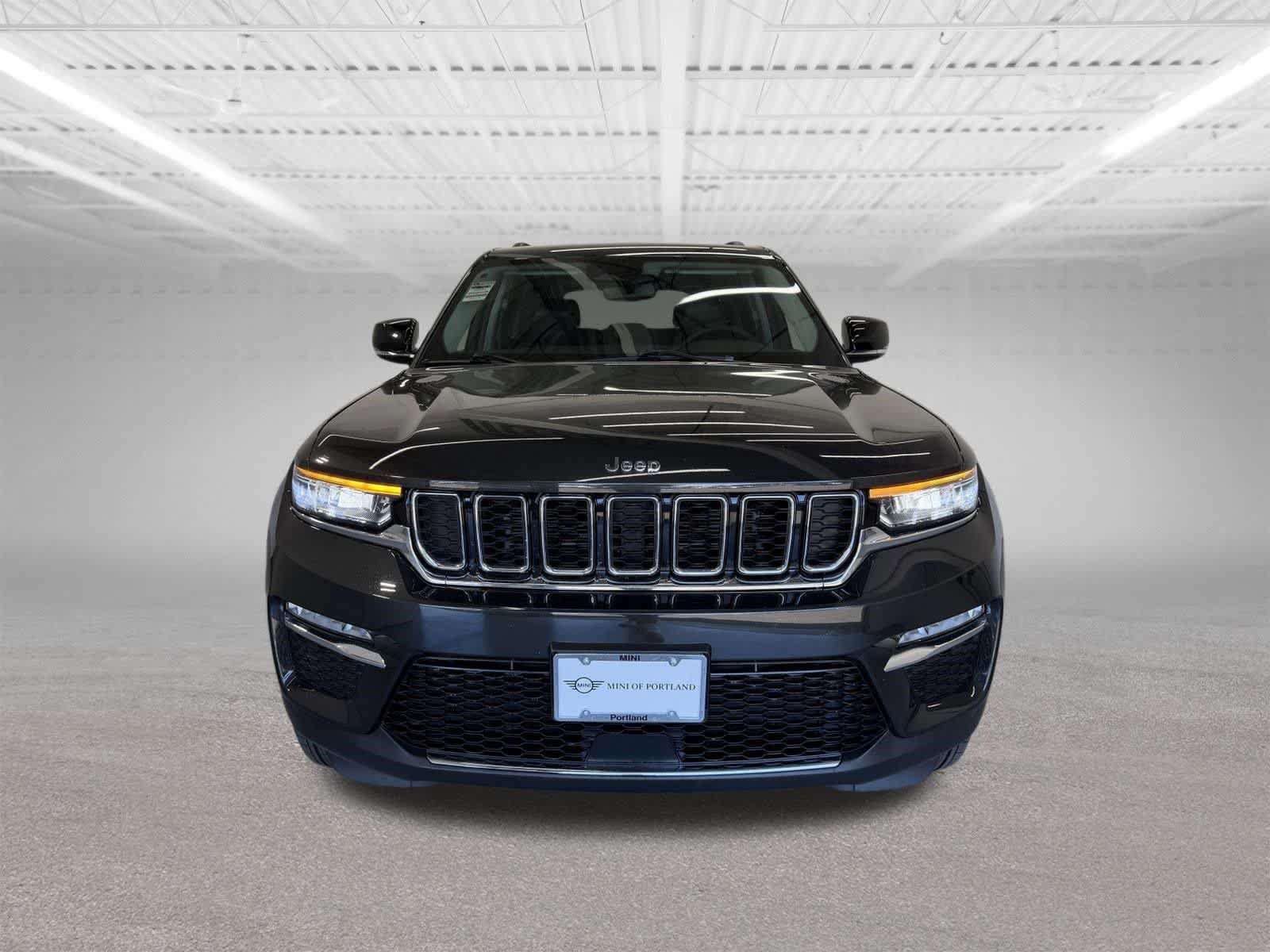 Thumbnail: 2024 Jeep Grand Cherokee - 7