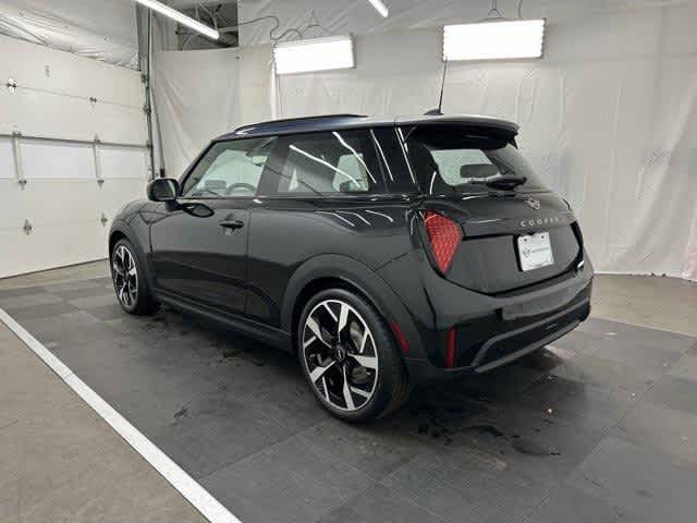 Thumbnail: 2025 MINI Cooper Hardtop - 3