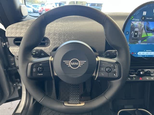 Thumbnail: 2025 MINI Cooper Hardtop - 15