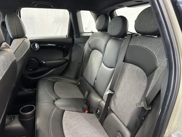 Thumbnail: 2019 MINI Cooper Hardtop - 12