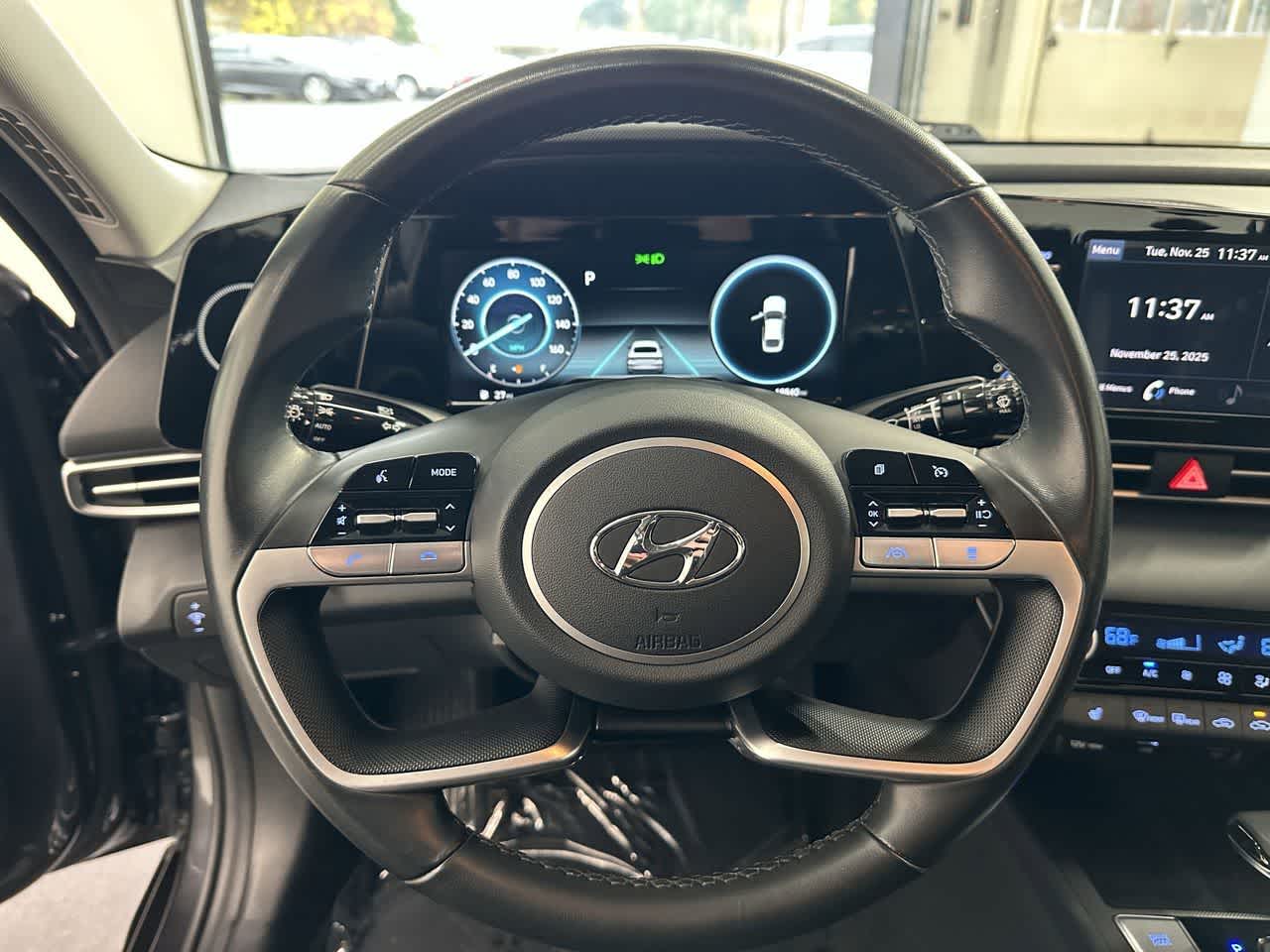 Thumbnail: 2022 Hyundai Elantra - 14