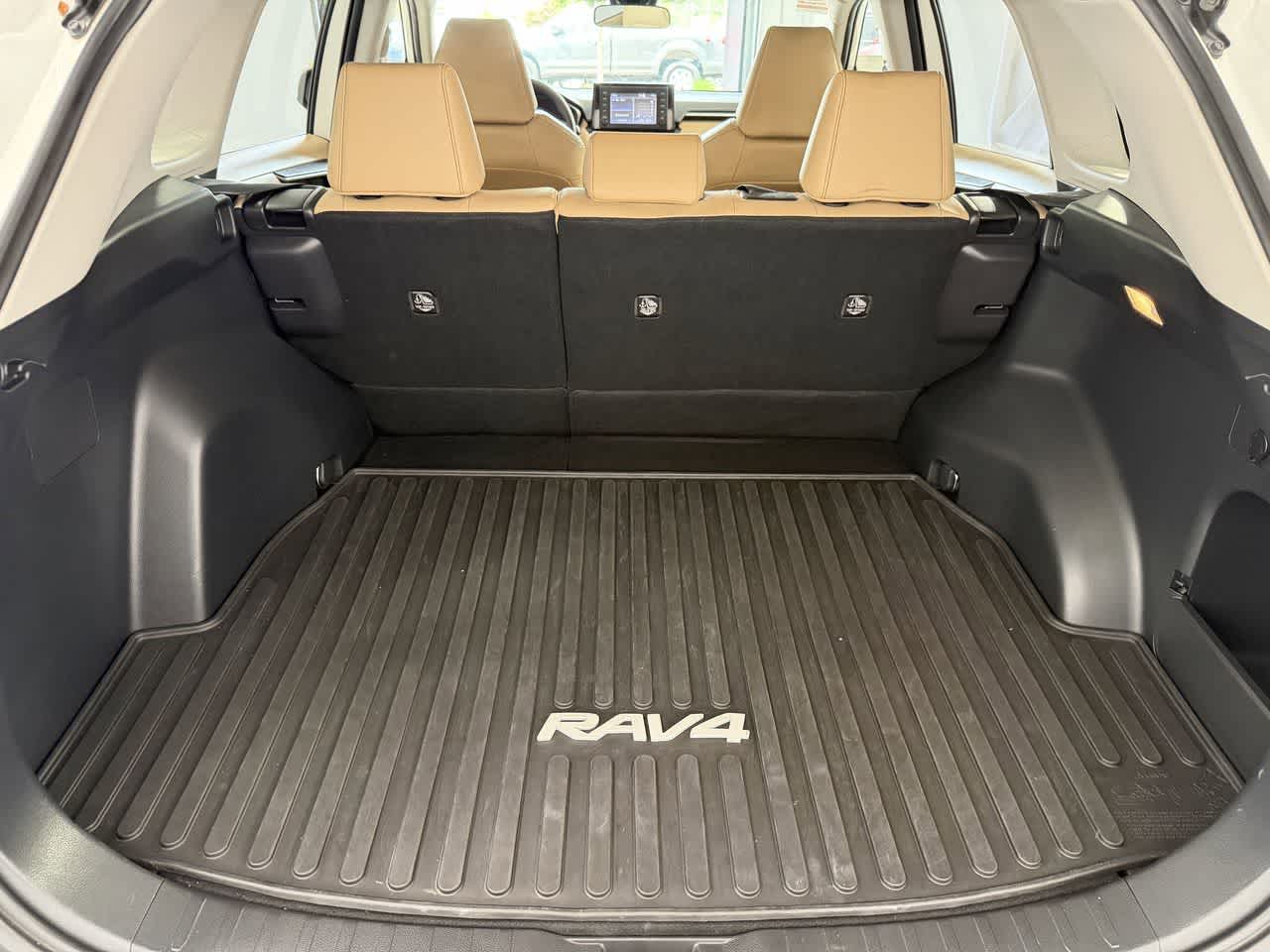 Thumbnail: 2019 Toyota RAV4 - 5