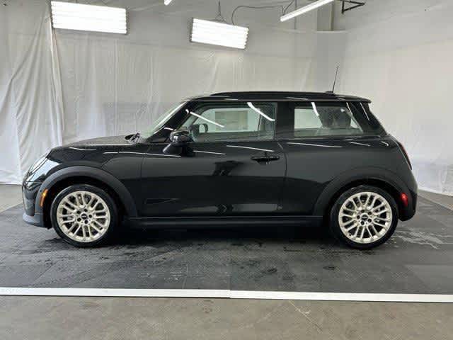 Thumbnail: 2025 MINI Cooper Hardtop - 2