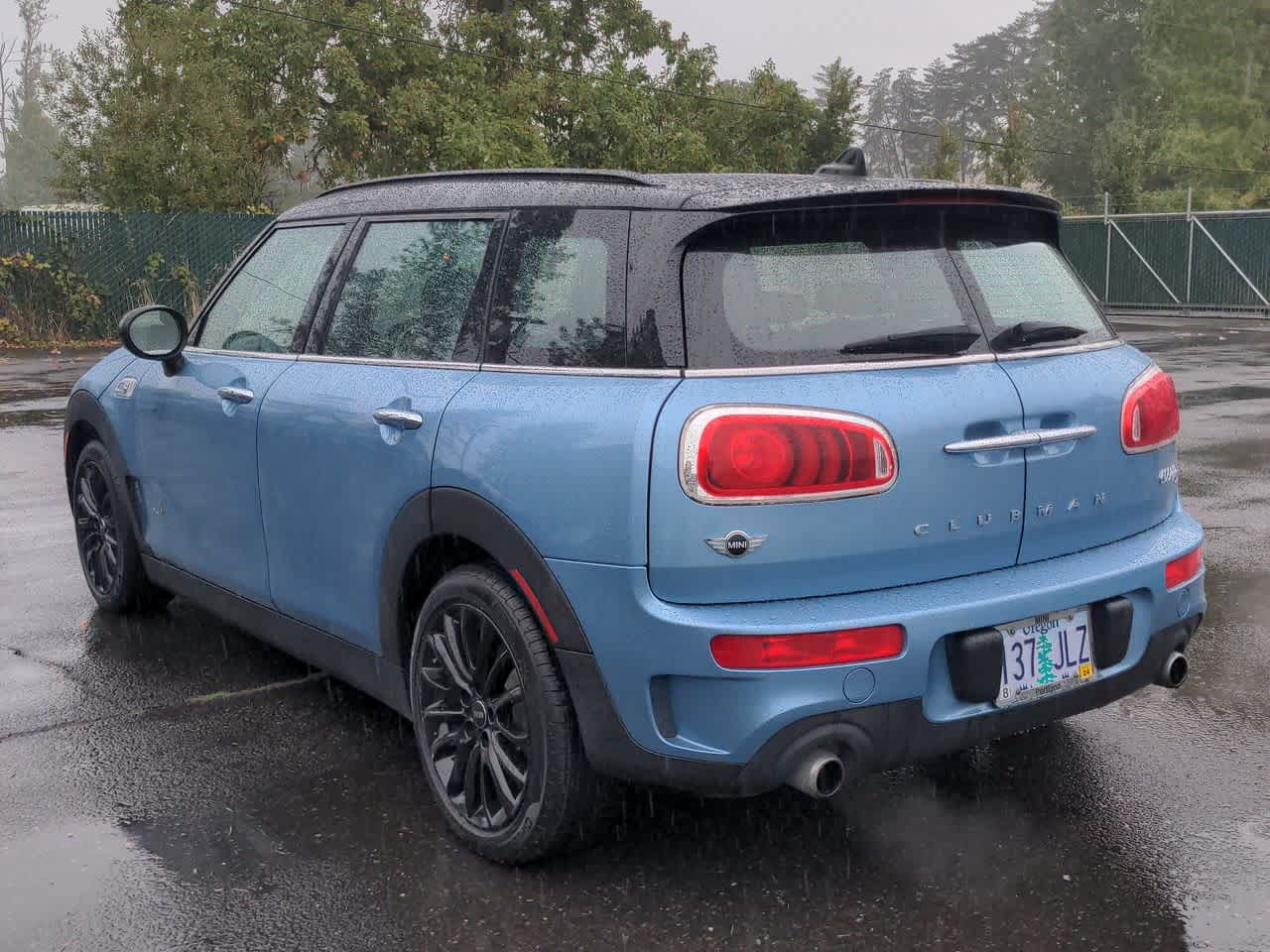 2017 Mini Clubman Base S ALL4 photo 4