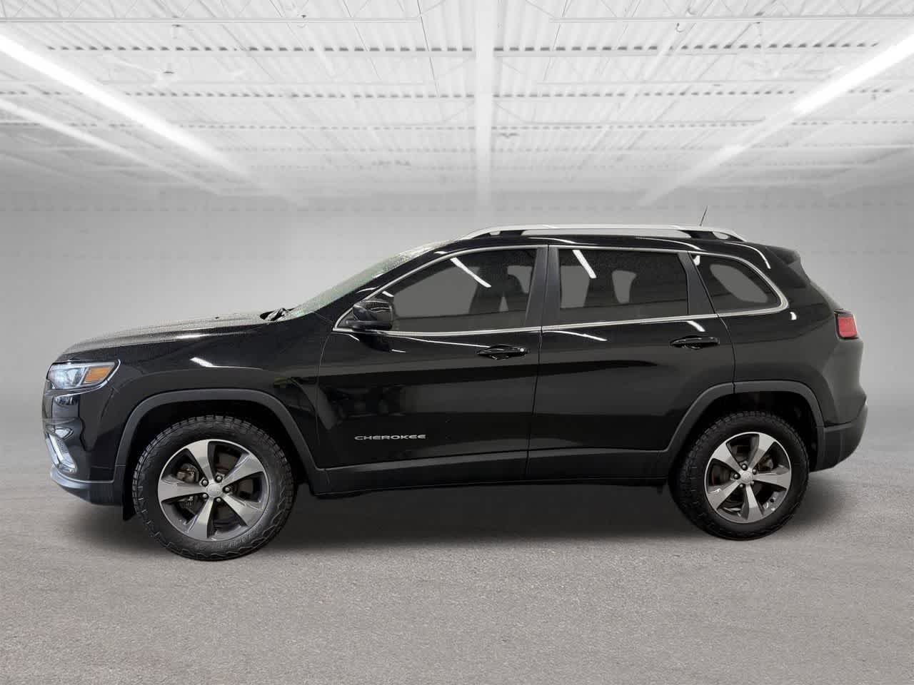 Thumbnail: 2019 Jeep Cherokee - 2