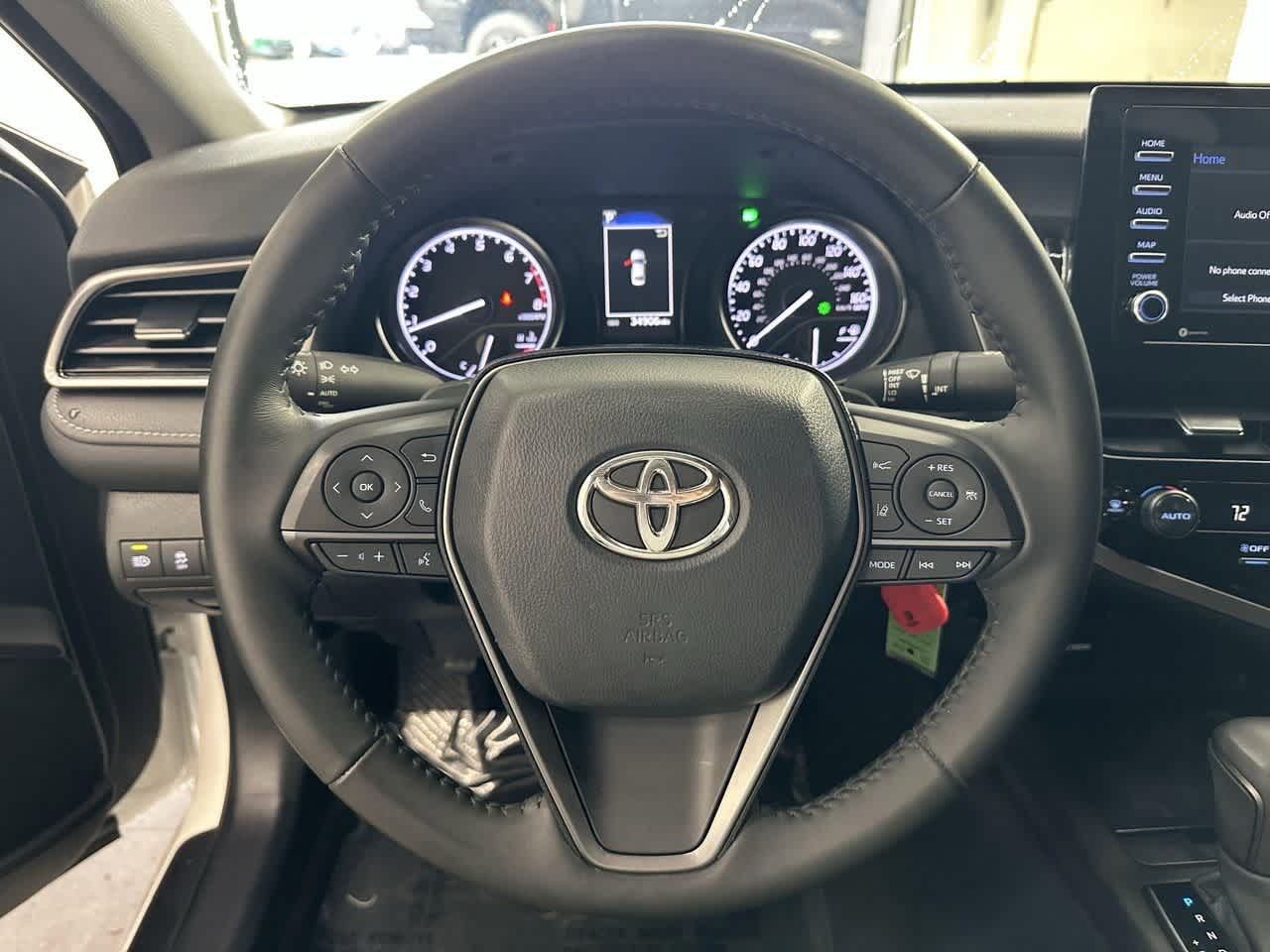 Thumbnail: 2023 Toyota Camry - 13