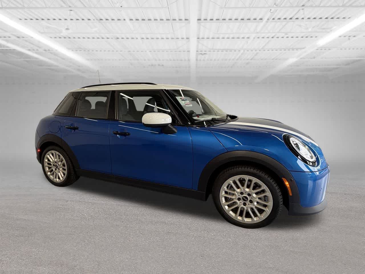 Thumbnail: 2026 MINI Cooper Hardtop - 7