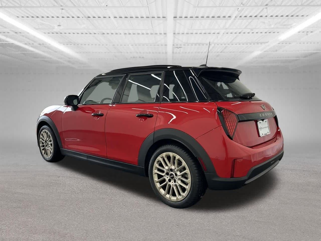 Thumbnail: 2025 MINI Cooper Hardtop - 3