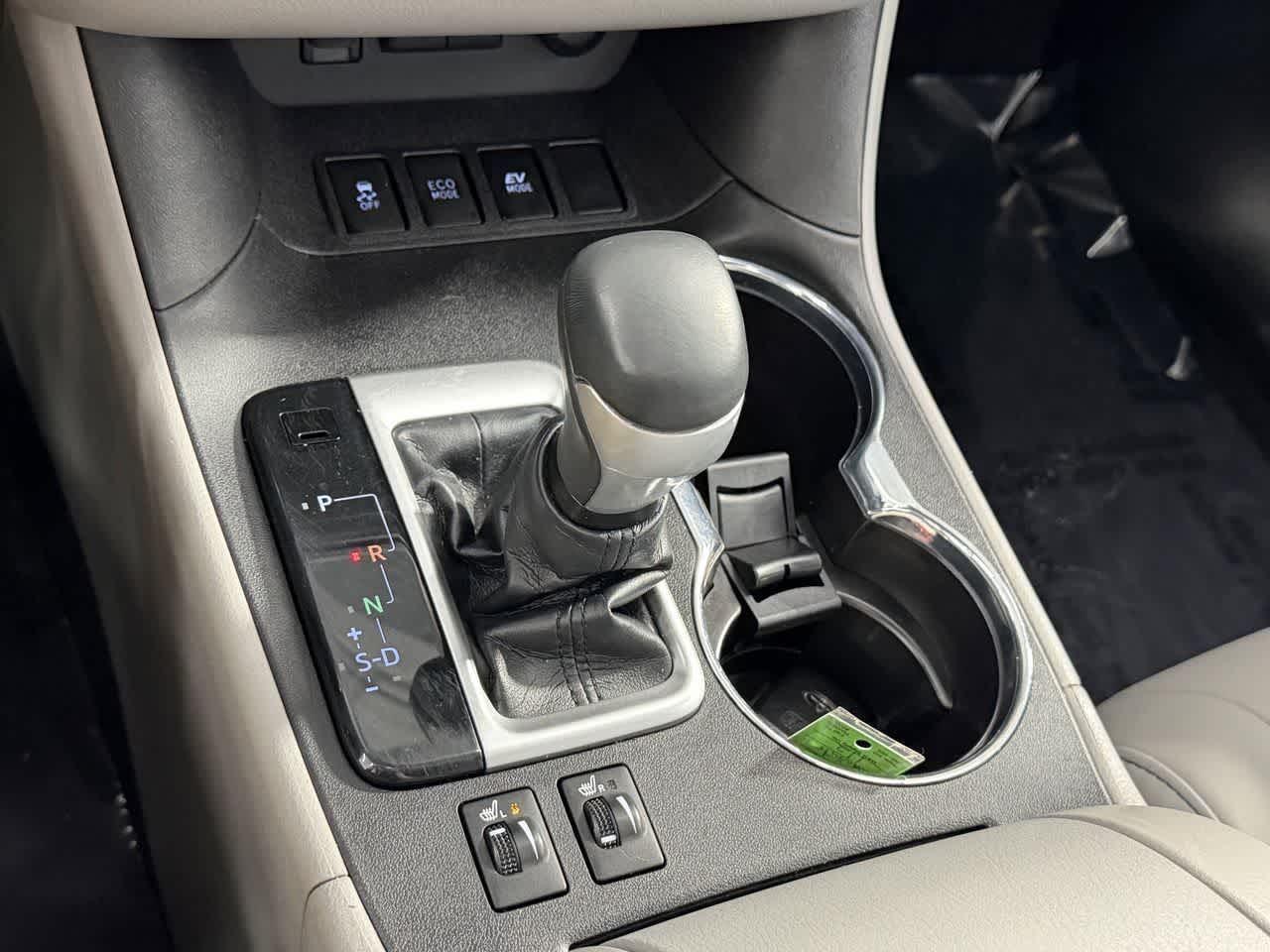 Thumbnail: 2018 Toyota Highlander - 23