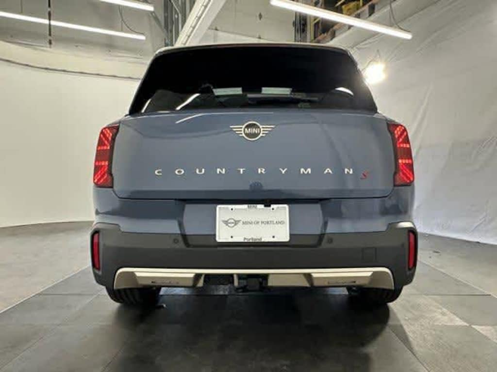 New 2026 MINI Countryman Iconic SUV