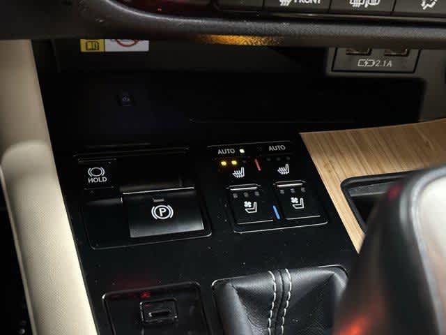 Thumbnail: 2022 Lexus RX - 23