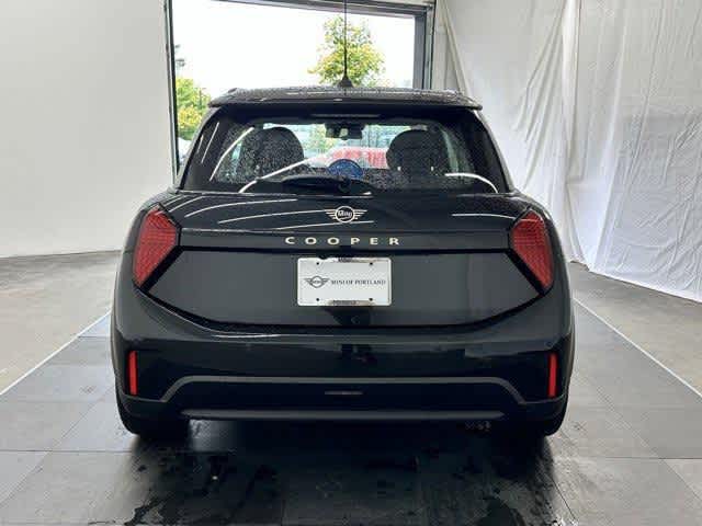 Thumbnail: 2025 MINI Cooper Hardtop - 4