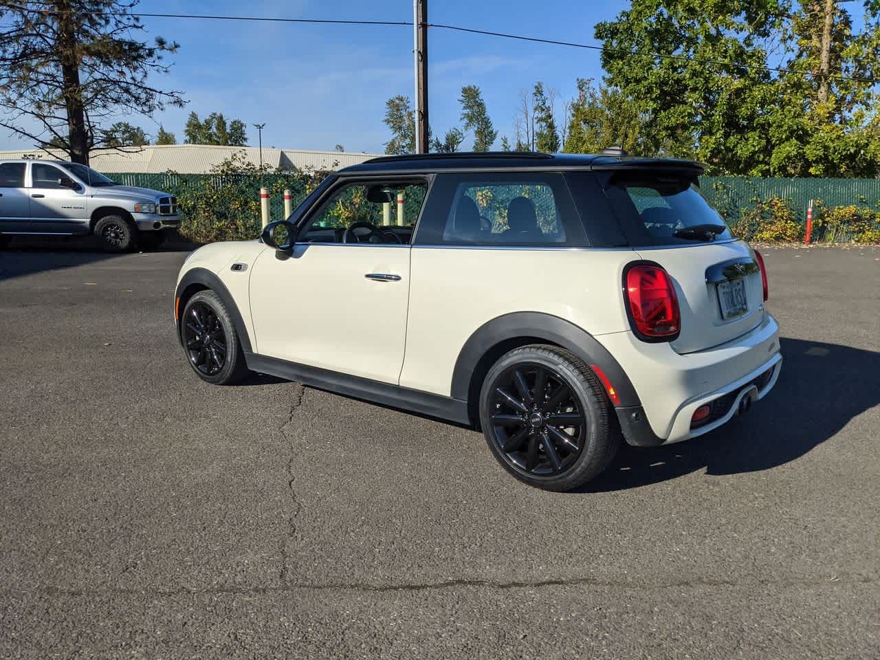 Thumbnail: 2019 MINI Cooper Hardtop - 4
